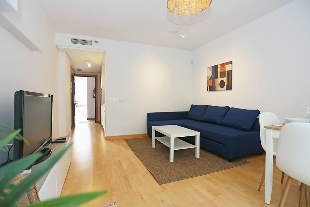 Casa Fenicia - Cosy Apartment With Free Private Parking Málaga Buitenkant foto