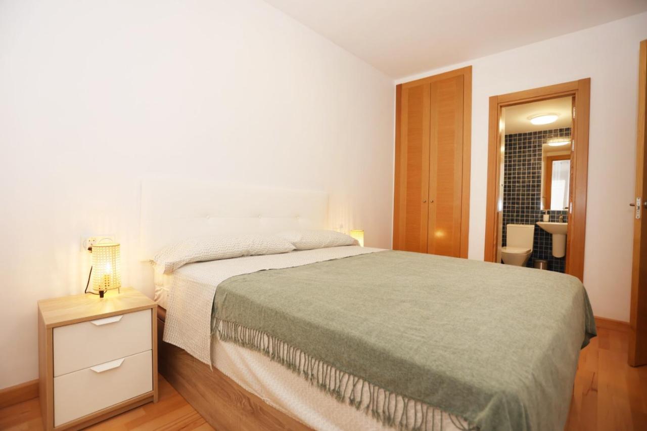 Casa Fenicia - Cosy Apartment With Free Private Parking Málaga Buitenkant foto