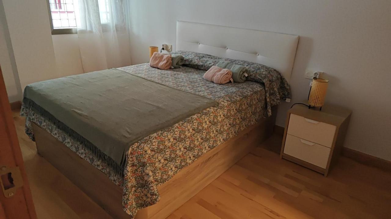 Casa Fenicia - Cosy Apartment With Free Private Parking Málaga Buitenkant foto